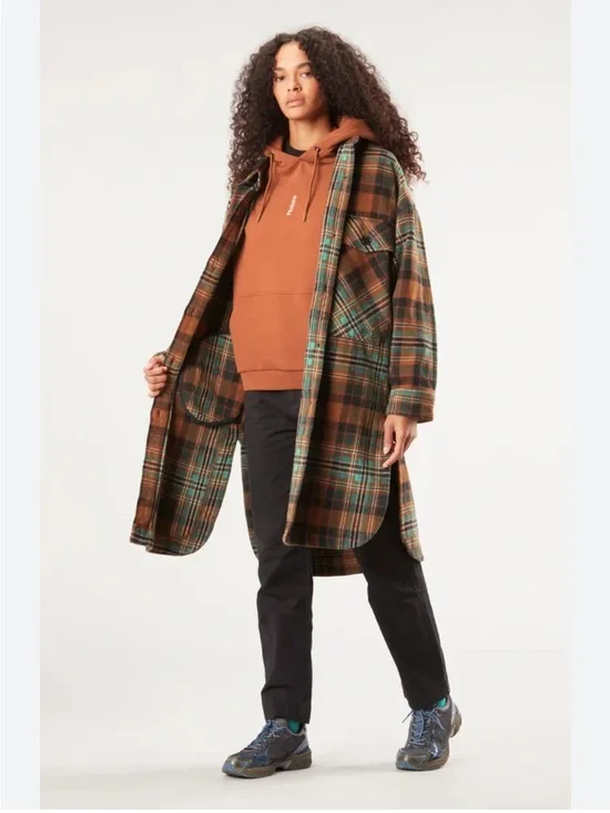 Sotola plaid coat🧥 medium - Picture 2 of 12